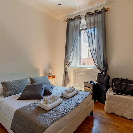Bellavista Crispi Piazza Del Popolo Apartament *